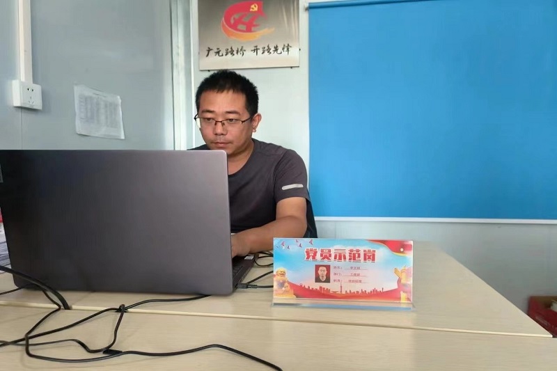 黨員示范崗┃亮身份樹(shù)標(biāo)桿，爭(zhēng)當(dāng)開(kāi)路先鋒